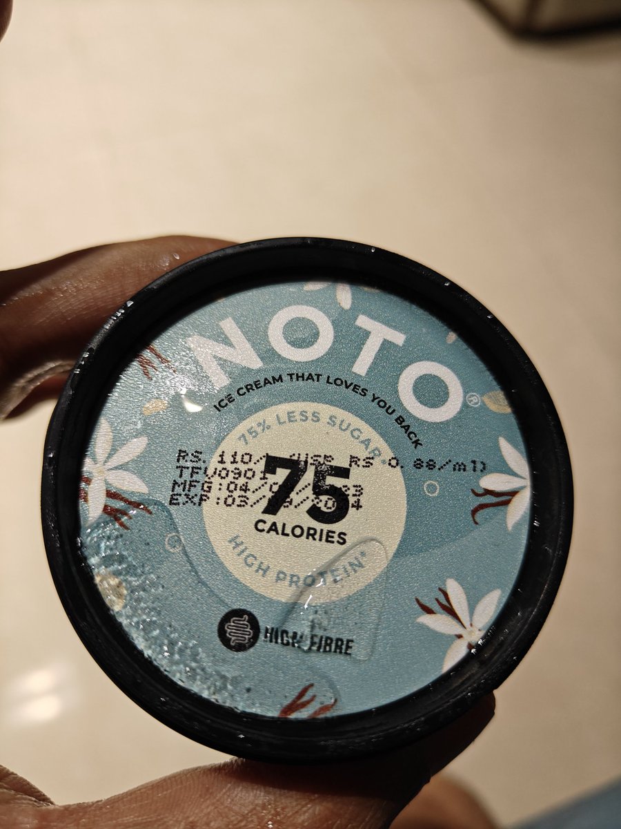 jawaan_cheetah's tweet image. @zomato @zomatocare : order #6170207028

I have received expired ice cream. I realised it after finding the taste was abysmal. In hindsight I checked the date of expiry. i had to throw up. As a compensation, I received a refund coupon from Zomato. Is this what you stand for? 1/2