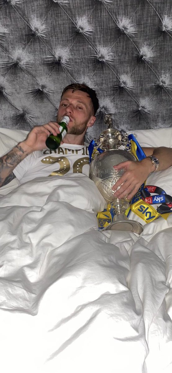 CavSensei's tweet photo. @LiamCooper__ @LUFC All the best Coops 🤍💛💙 https://t.co/QepP8MPIsQ