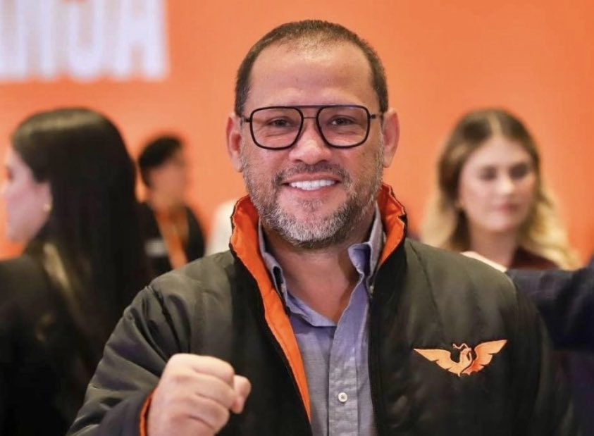 OSWALDORIOSM's tweet photo. ¿Estamos de acuerdo que el traidor @DanielBarredaP tuvo menos huevos que el traidor de @MYunesMarquez?

RT si piensas que los dos son una 💩 https://t.co/c7JBTuM9Ic