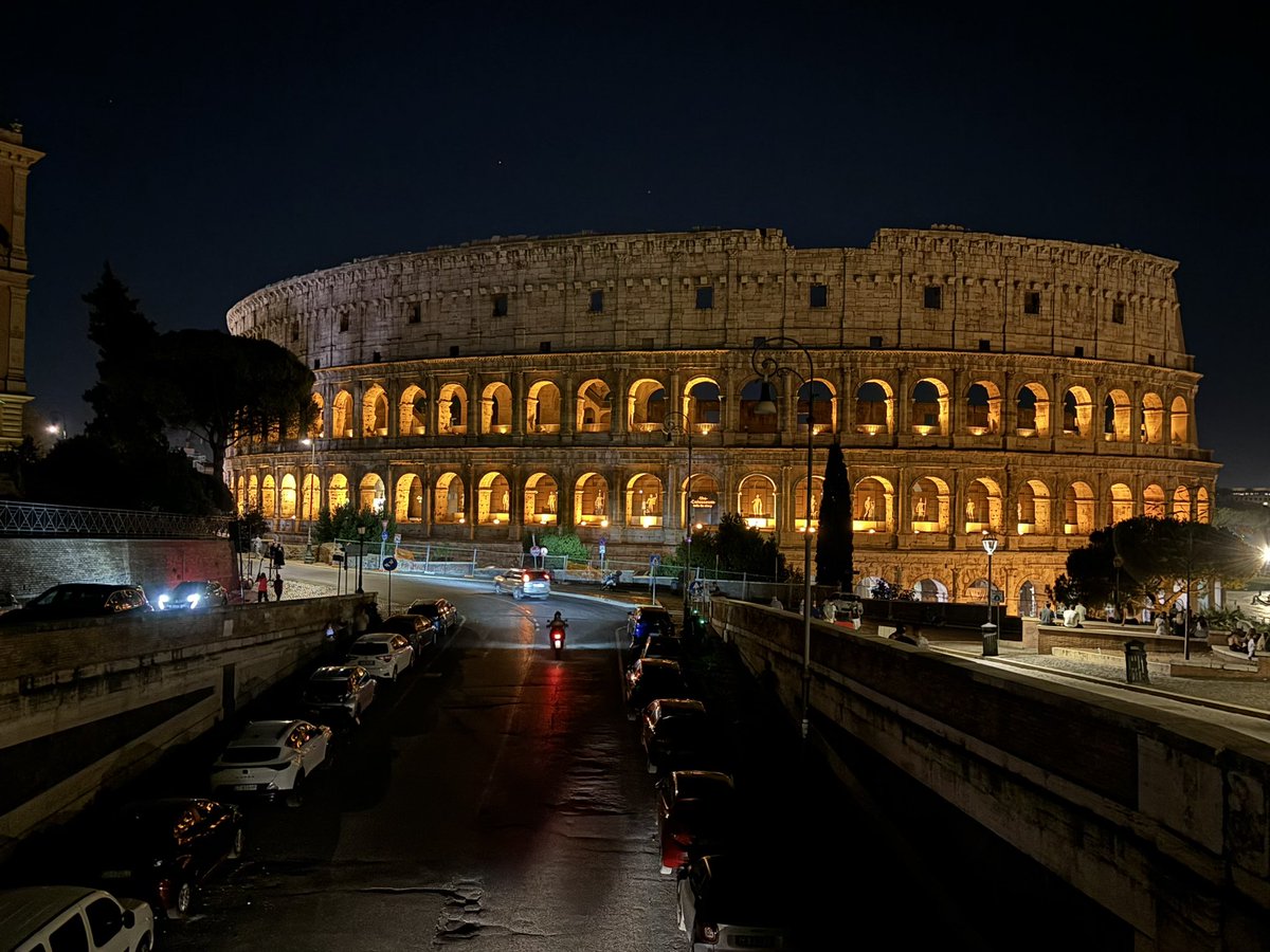 Marco Monopoli (@marco_monopoli) on Twitter photo It has been a pleasure to be a keynote speaker at NanoInnovation 2024 in Rome and present the work carried out <a href="/ChemistryRCSI/">RCSI_Chemistry</a> . I loved the atmosphere and to listen to amazing talks and I also agree that there should be no cream (or mushrooms) in carbonara! It has been a pleasure to be a keynote speaker at NanoInnovation 2024 in Rome and present the work carried out <a href="/ChemistryRCSI/">RCSI_Chemistry</a> . I loved the atmosphere and to listen to amazing talks and I also agree that there should be no cream (or mushrooms) in carbonara!