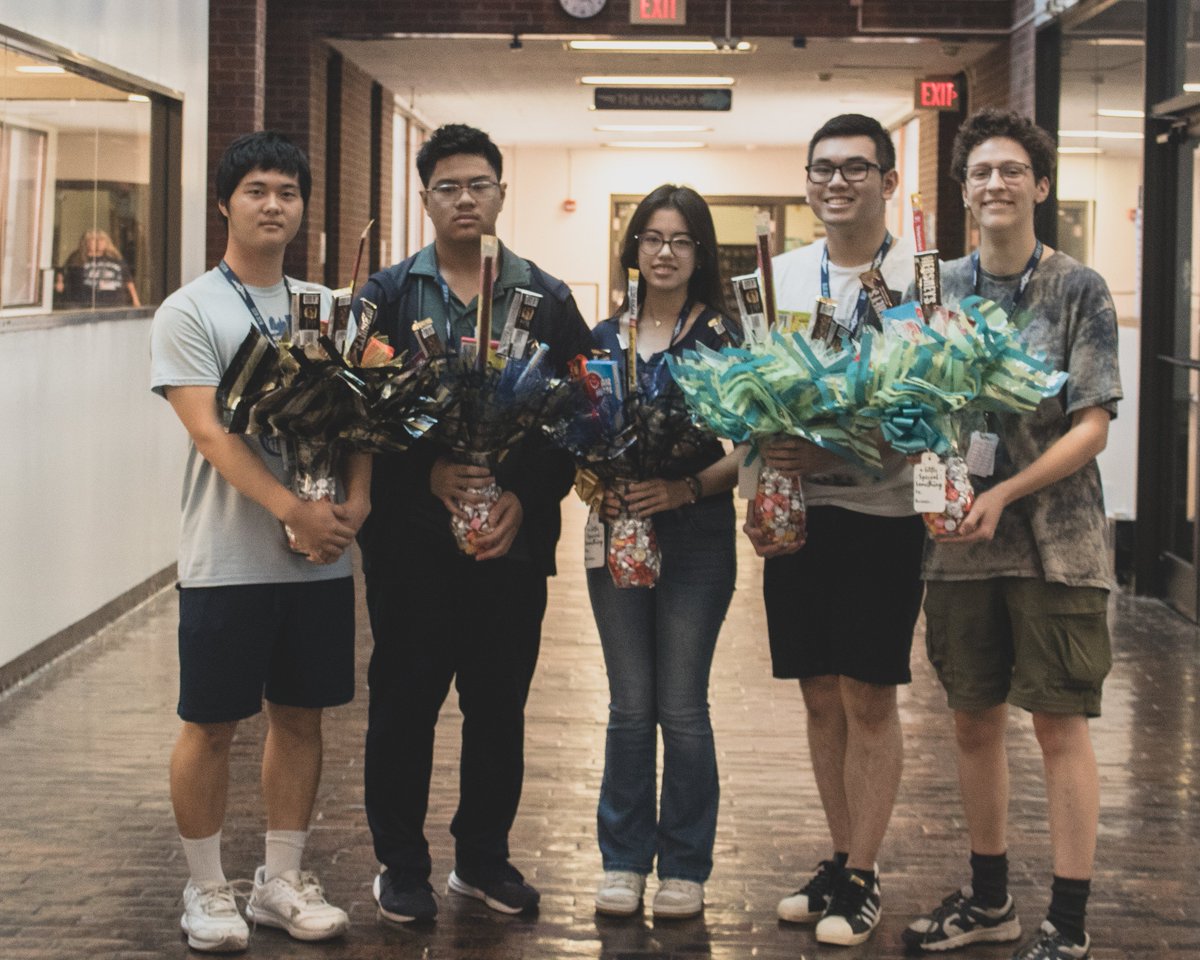 WichitaUSD259's tweet image. We're #WPSProud to announce we have 11 National Merit Semifinalists representing East High, Northeast Magnet and Northwest! Learn more at bit.ly/3B1XrJ5. @EastHighAces @WNEMagnet @Wichita_NW #WPSFutureReady