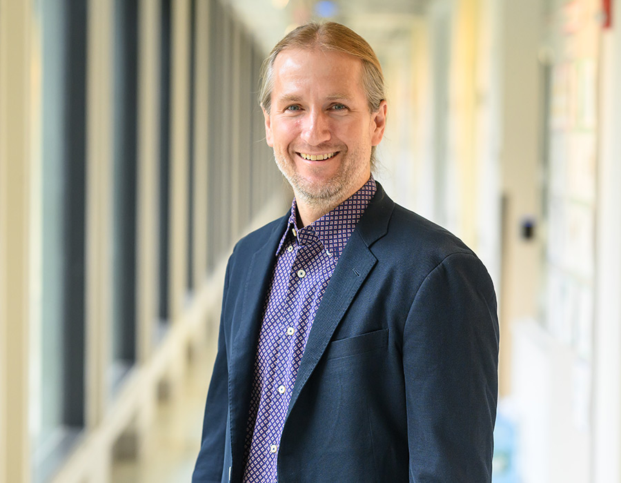 MIT Chemistry (@chemistrymit) on Twitter photo Congratulations to Professor Jeremiah Johnson (<a href="/johnsonchem/">The Jeremiah Johnson Group</a>), who has been selected as a recipient of an inaugural Yosemite-American Cancer Society Award in recognition of his research to advance the prevention, diagnosis, and treatment of cancer.
chemistry.mit.edu/chemistry-news… Congratulations to Professor Jeremiah Johnson (<a href="/johnsonchem/">The Jeremiah Johnson Group</a>), who has been selected as a recipient of an inaugural Yosemite-American Cancer Society Award in recognition of his research to advance the prevention, diagnosis, and treatment of cancer.
chemistry.mit.edu/chemistry-news…