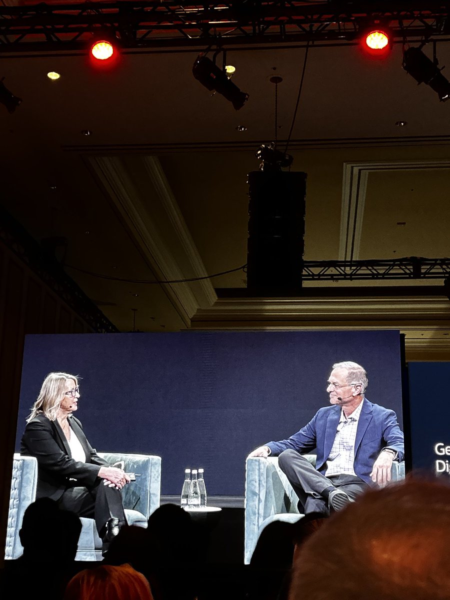 Katherine Jones (@katherine_jones) on Twitter photo #ow <a href="/YvetteCameron/">Yvette Cameron</a> and <a href="/chrismleone/">Chris Leone</a> rock on stage on Oracle’s GenAI in HCM. Tech to make HR professionals’ life easier.#hcm #hr #ow <a href="/YvetteCameron/">Yvette Cameron</a> and <a href="/chrismleone/">Chris Leone</a> rock on stage on Oracle’s GenAI in HCM. Tech to make HR professionals’ life easier.#hcm #hr