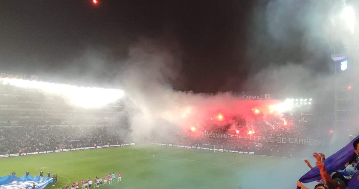 Ñatismo ⚡ tweet media