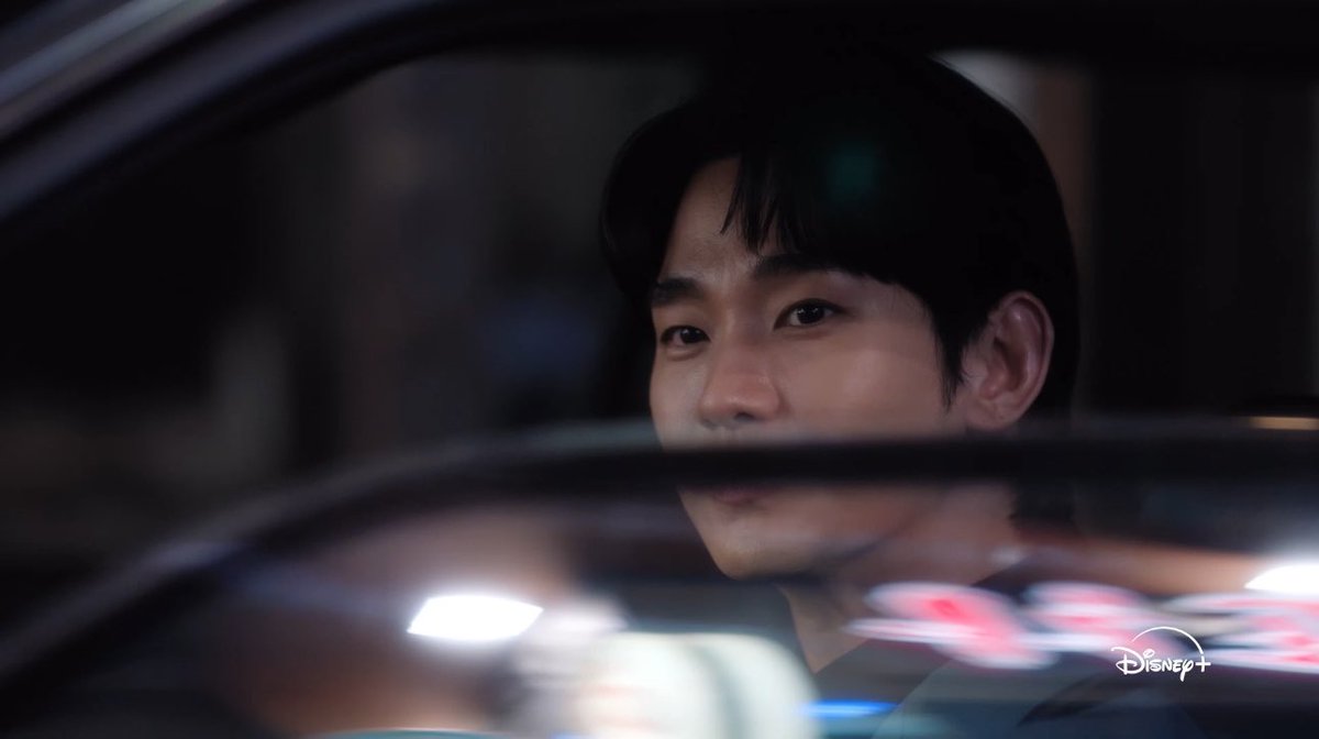 soohyunupdates's tweet photo. #KimSoohyun as Kim Seungjun of #KnockOff. https://t.co/oBcr8lIcQP