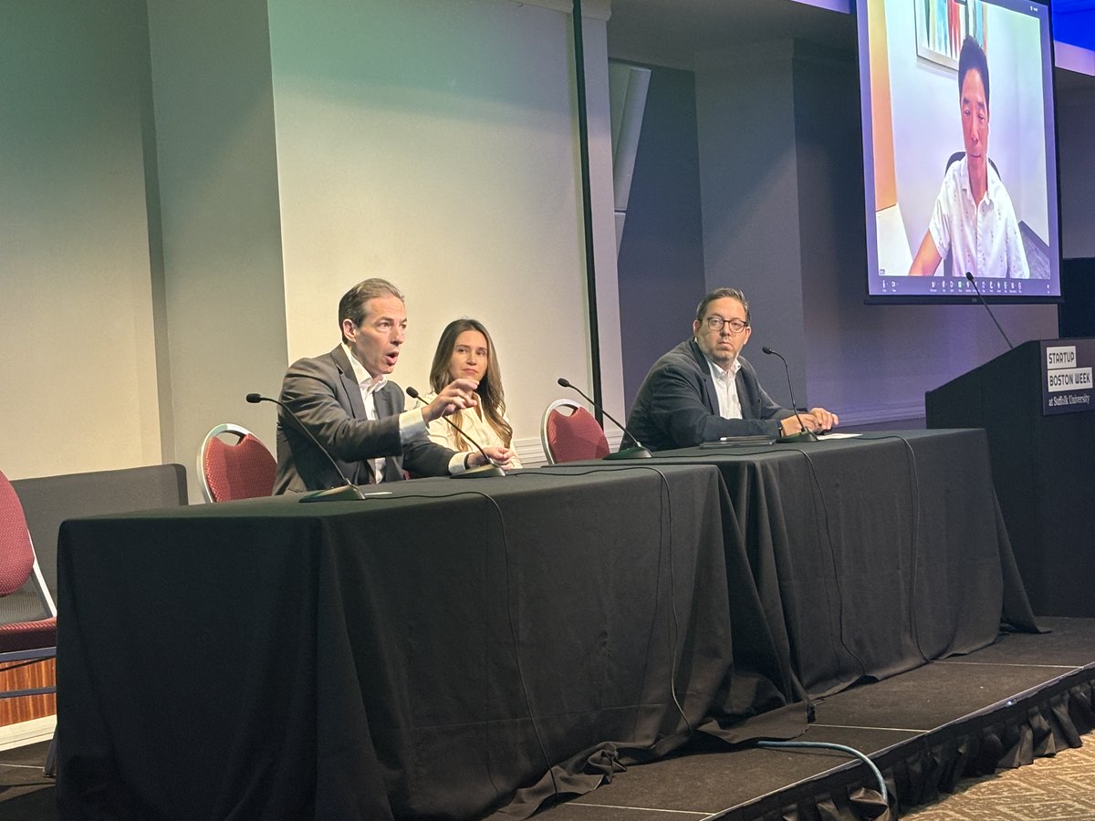 Hey, you know who else is here at Startup Boston Week? Our friends at Suffolk University Law School, that’s who.

Moderated by Professor Gabe Teninbaum, a panel with Dean Andrew Perlman, alumna Julia Rodgers, JD ’15, and Brian Liu, co-founder of LegalZoom, discussed...