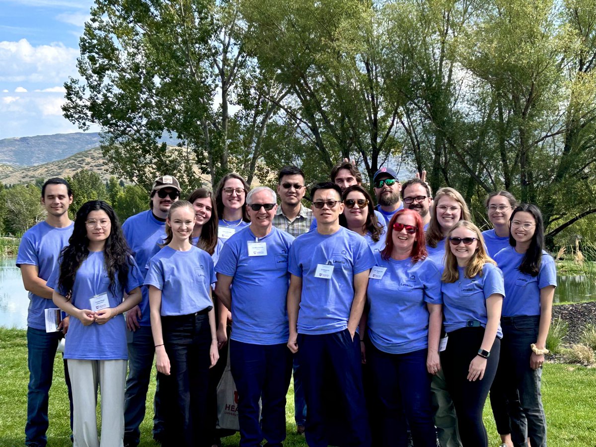_jenna_reed's tweet image. Another successful @UofUMandI retreat for the Lamb-Evavold-Liu labs, and happy to have been awarded the 2024 G.O.A.T. Flash Talk Award!