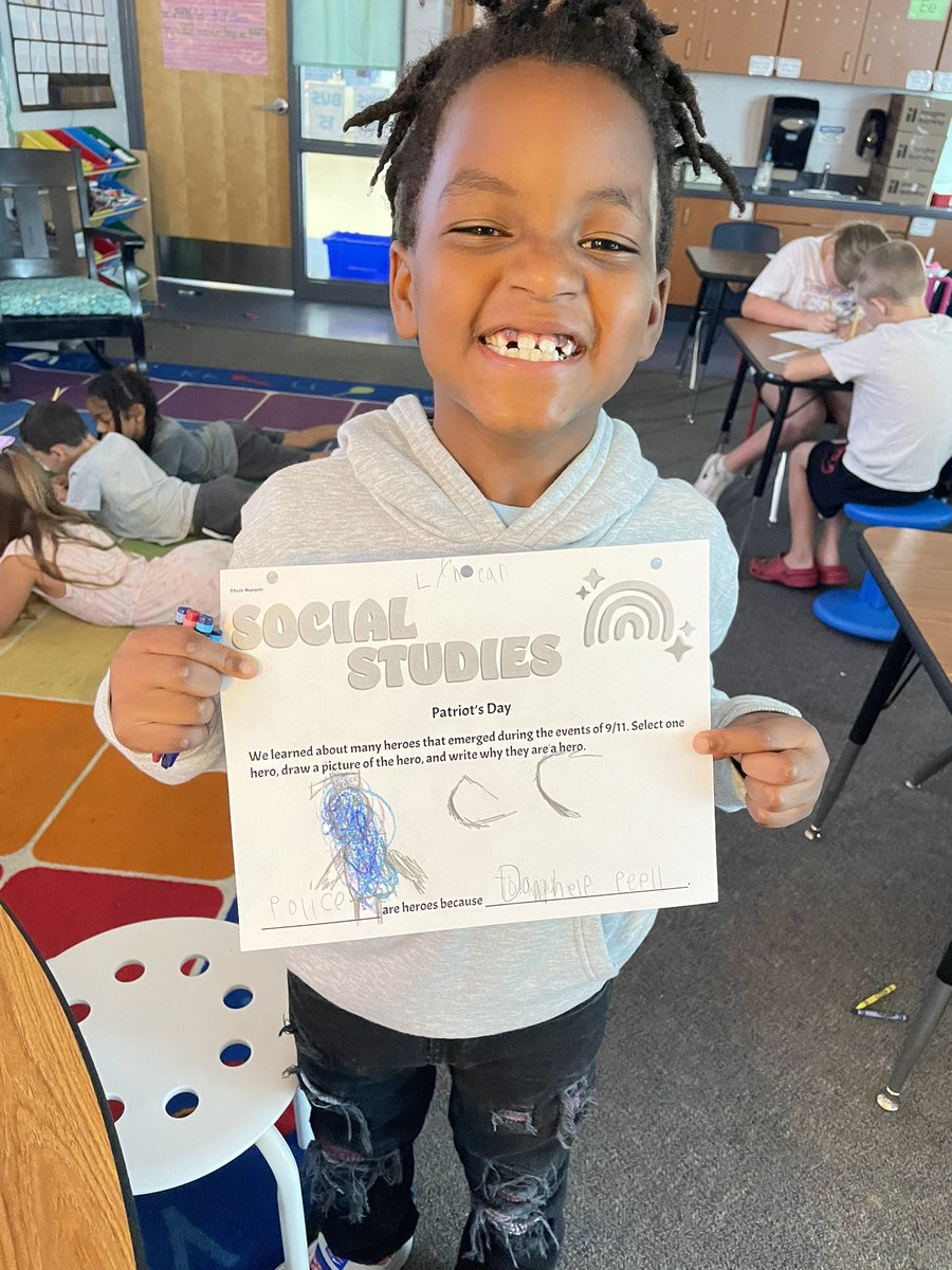 Today we learned about the brave people that helped during 9/11❤️ #trustyhuskies #AHL_AVID