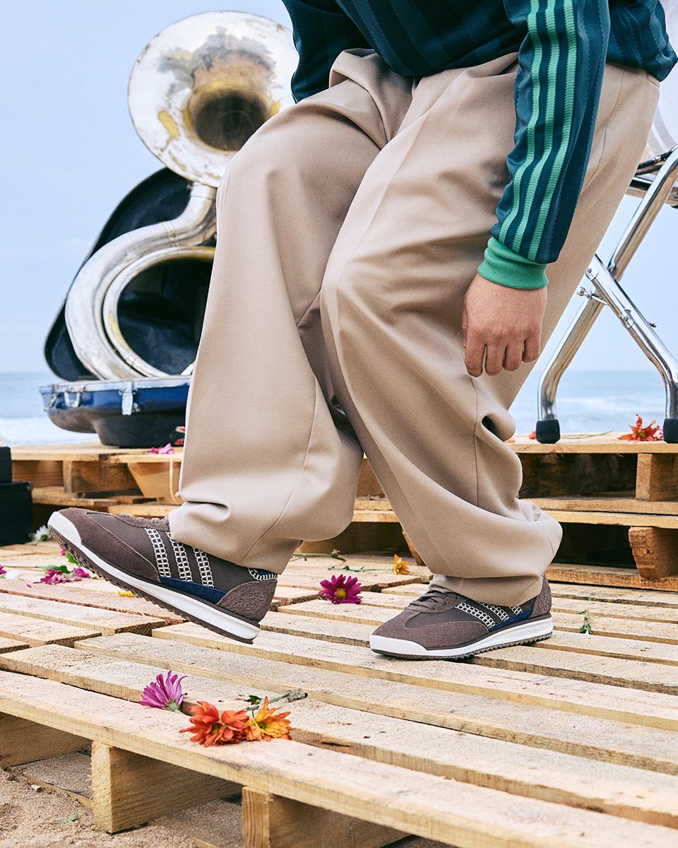 Celebrando la cultura mexicana con <a href="/adidasMX/">adidas México</a> 🎵👟

¡Las SL72 están inspirados en los sonidos y la estética de este género musical que tanto nos representa! 🤠