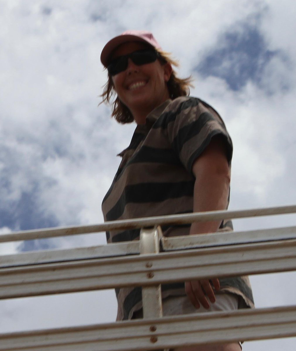 R U Ok? Day. When I left my marriage, so many people said, ‘oh, I didn’t realise it was so
bad, you were always smiling.’
Later, as I was grieving the life I thought I would have, but forging ahead with my writing career, and the creation of DVassist, even my closest friends