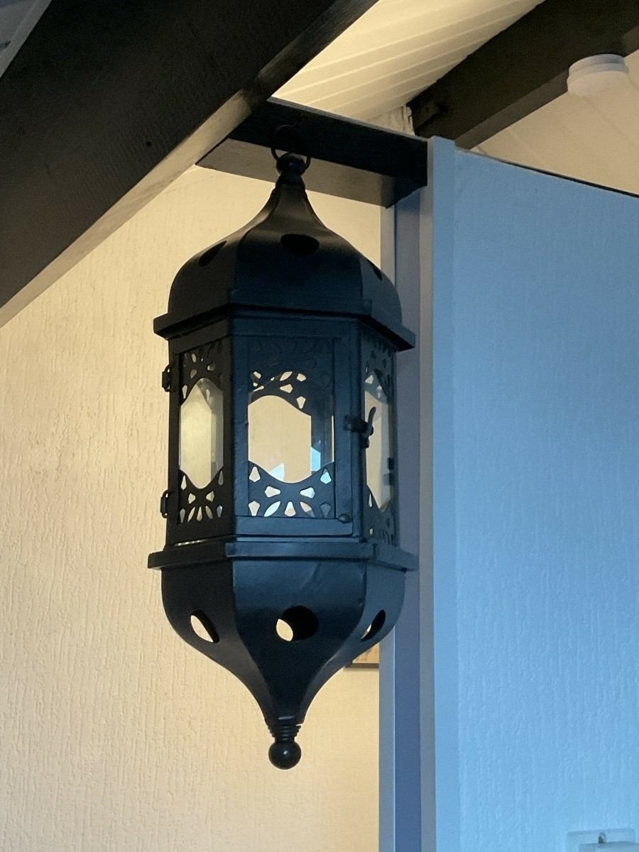 KoopPlein079's tweet photo. Mooie bruin metalen + glazen hangkandelaar/windlicht (53 cm… https://t.co/zjiMBMZpMp https://t.co/ZmCfULGIwa