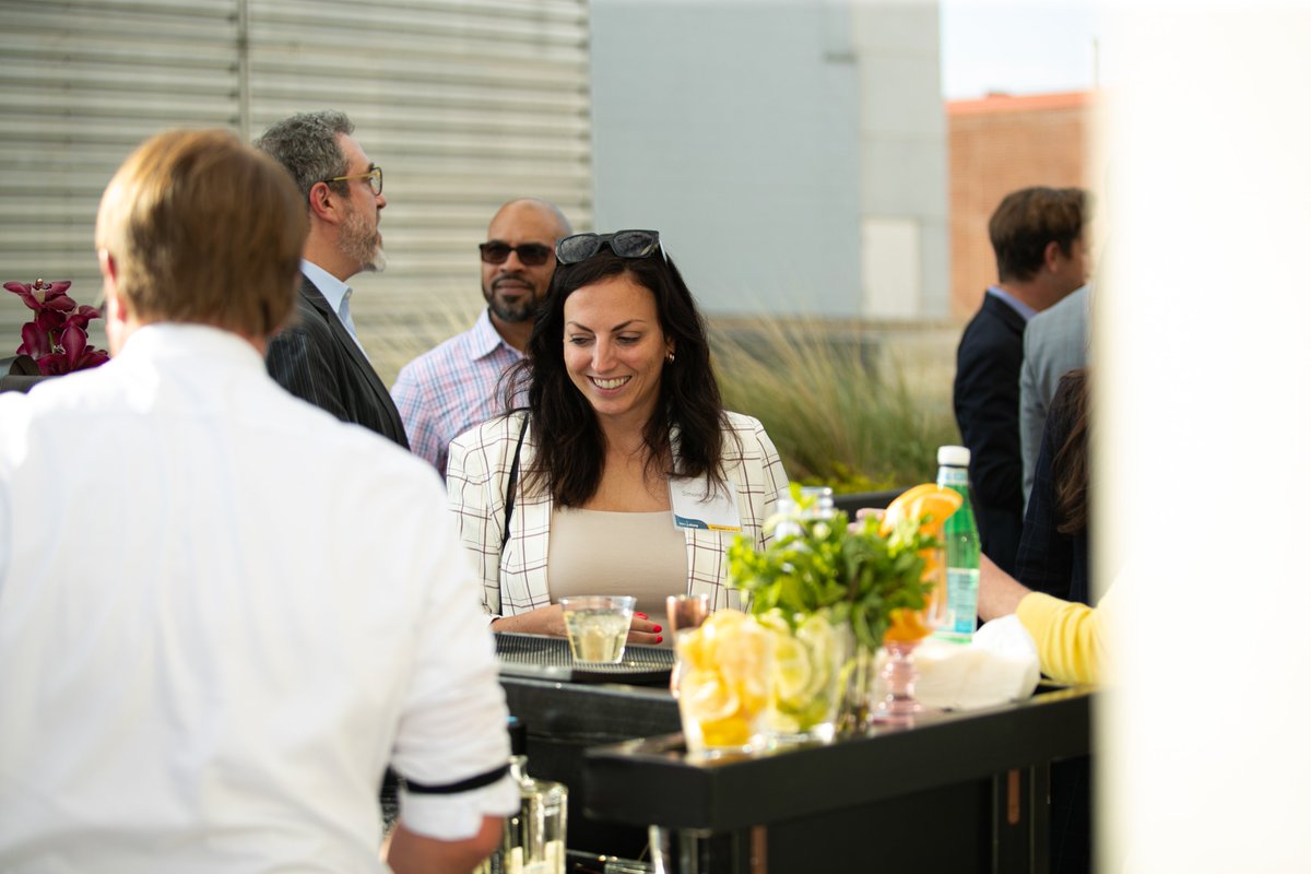 DMVRising tweet media