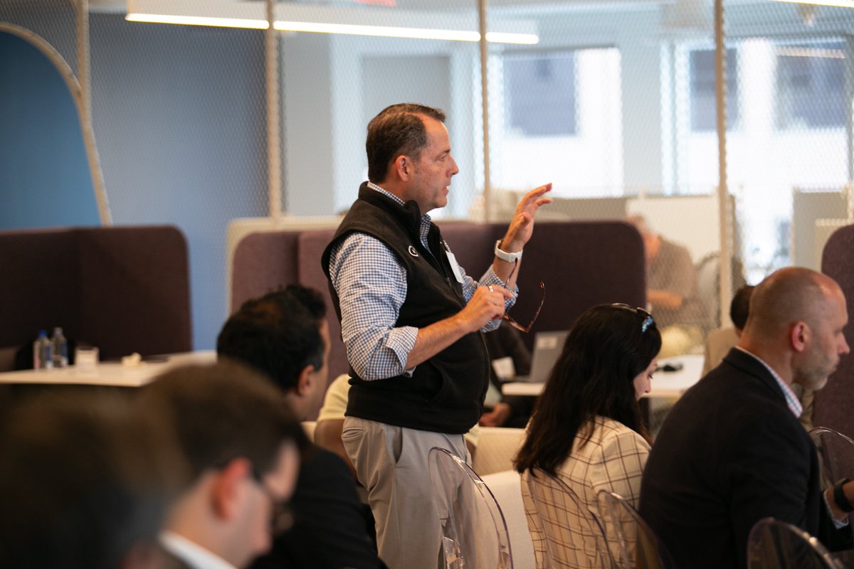 DMVRising tweet media