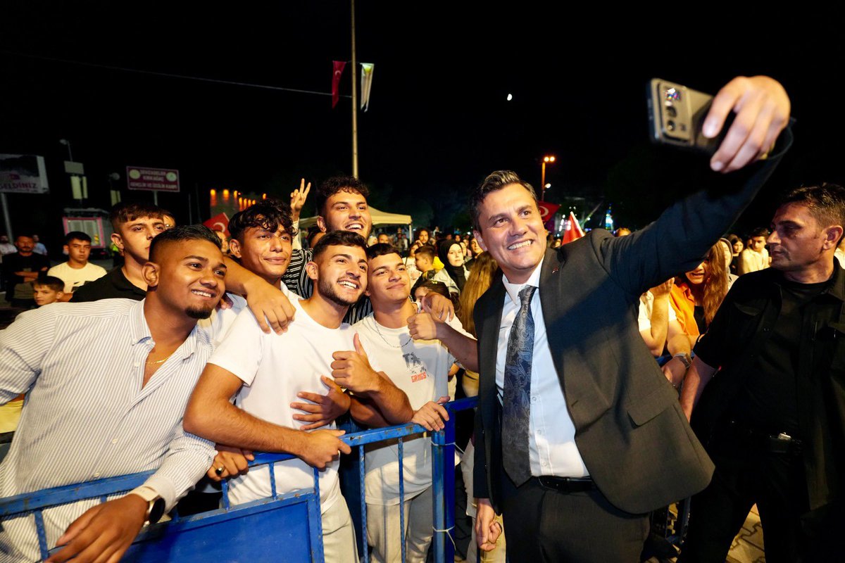 46. Kırkağaç Kavun Festivali’nde hemşehrilerimizle buluşmanın mutluluğu içindeyiz. 

Bu toprakların bereketi ve birliğimiz daim olsun.