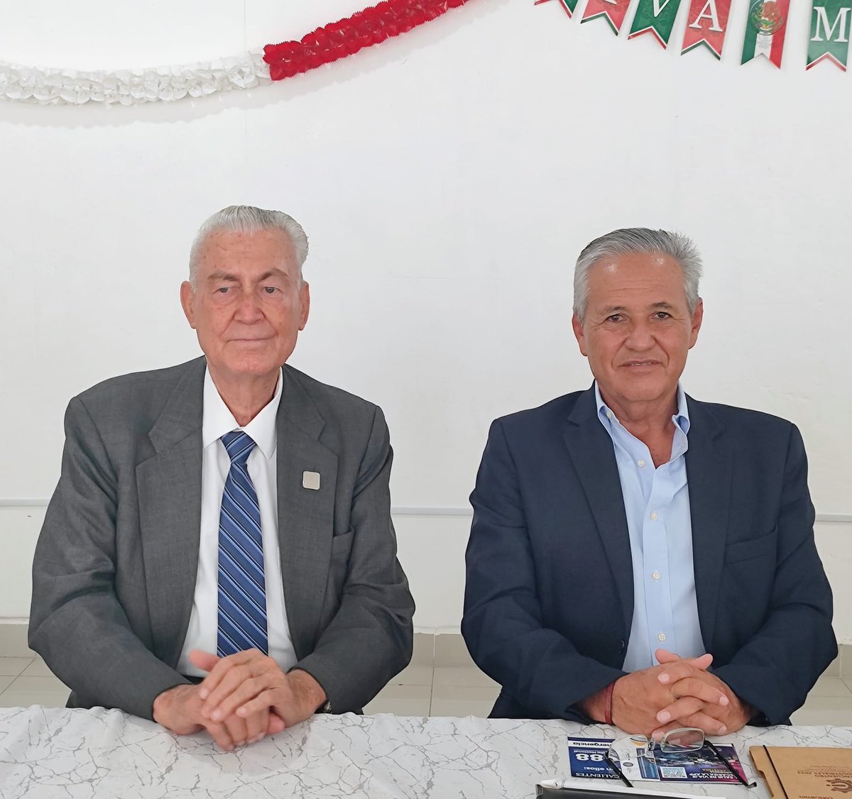 AViverosNoticia's tweet image. EN OCTUBRE, CAMBIO DE PRESIDENTE DEL CEEA

#Aguascalientes #CEEA 

albertoviverosnoticias.com/detallenota.ph…