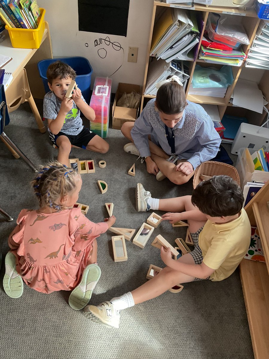 NicMartin2021's tweet image. Our PK5 students found triangles and made patterns, focused on numerals, and painted during center time this morning #themvschool #learningwalk