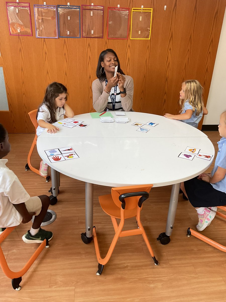 NicMartin2021's tweet image. Our Kindergarten students focused on letter formation, letter sounds, and letter recognition in literacy stations this morning. Remember, we start our letters at the top! #themvschool #learningwalk