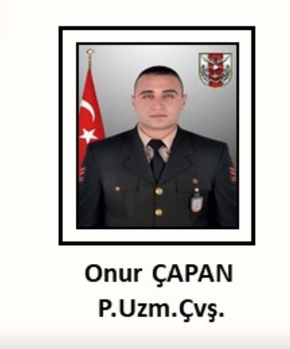 Zeytin Dalı Harekat Bölgesi'nde silah kazası sonucu Piyade Uzman Çavuş Onur Çapan Şehit olmuştur.
Ruhu şad mekanı cennet olsun
Allah (C.C.)Ailesine sabır ihsan eylesin
Büyük Türk milletinin başı sağ olsun.🇹🇷