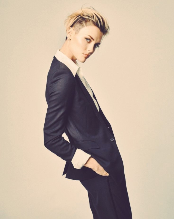 Ладно, фотосессия явно не самая плохая идея.