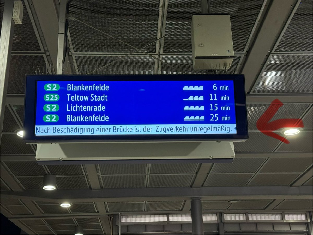 KRurack's tweet photo. … ist Berlin jetzt Dresden oder ist das jetzt in jeder Stadt im Lande so …? https://t.co/gZqpPzBKk1