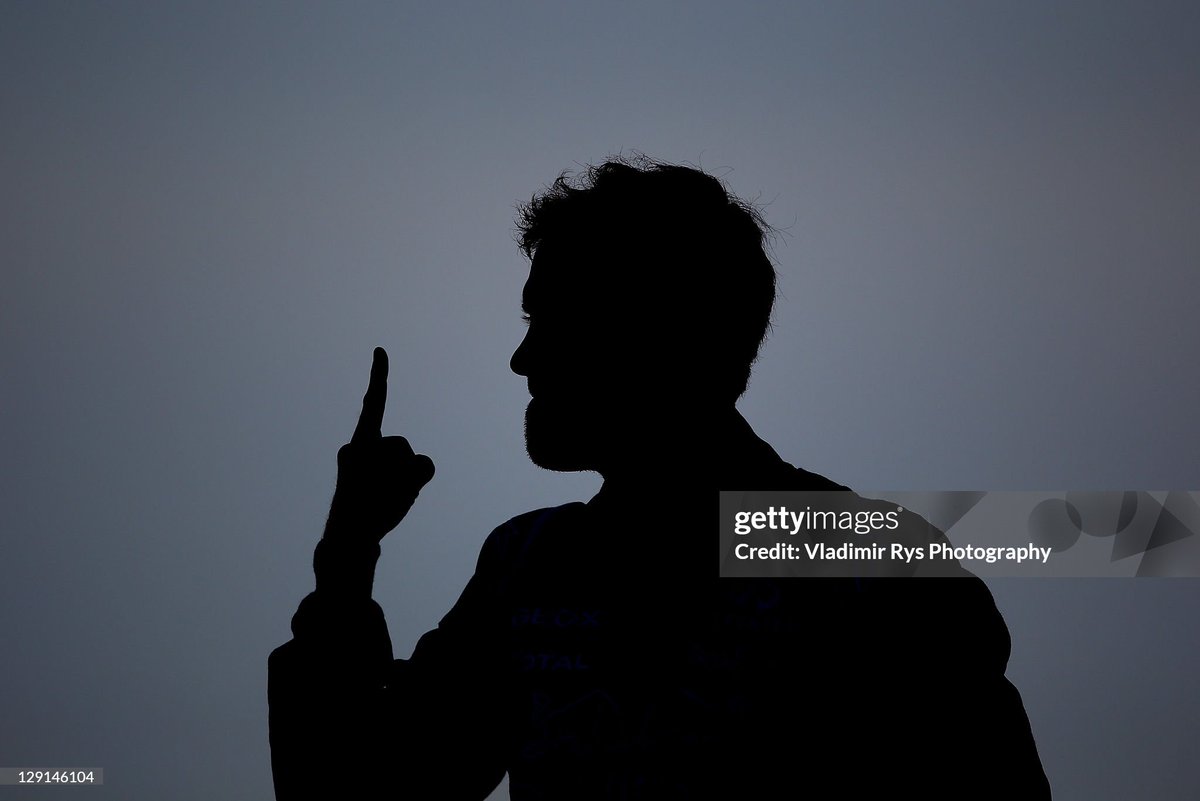 itsanne_sv's tweet photo. ☝🏽
#Sebtember #ItalianGP https://t.co/z5XTZsqTSG