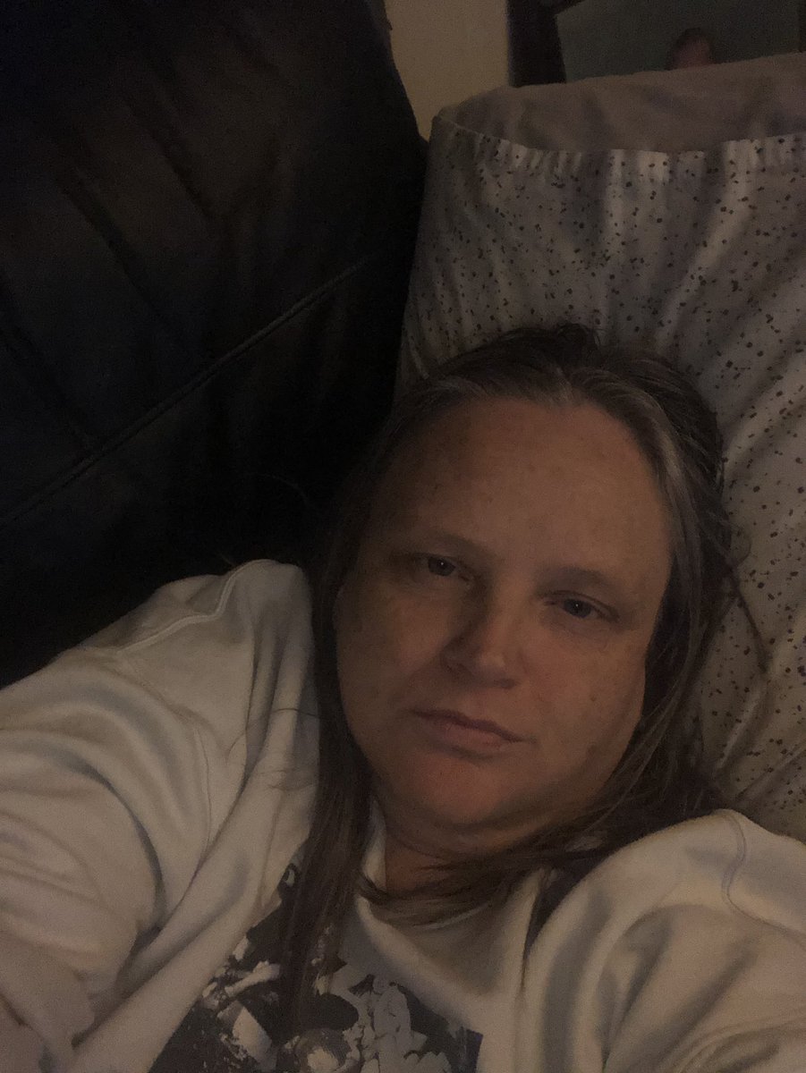 GeckoFaith's tweet image. This is a first no filter pic and I’m absolutely tired #Sleepapneaawareness