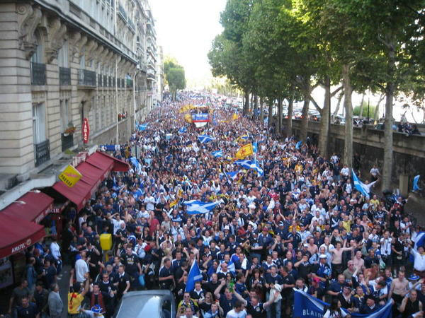 Awaydays23's tweet image. ON THIS DAY 2007: Scotland invade Paris #Tartanarmy #Scotland