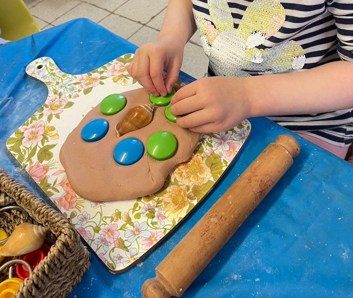 Another lovely day 🧡 #EarlyYears #EYTagteam <a href="/EYTagteam/">The EY Tagteam</a> <a href="/EarlyWales/">Early Years Wales</a> <a href="/OU_EChildhood/">OU Early Childhood</a>