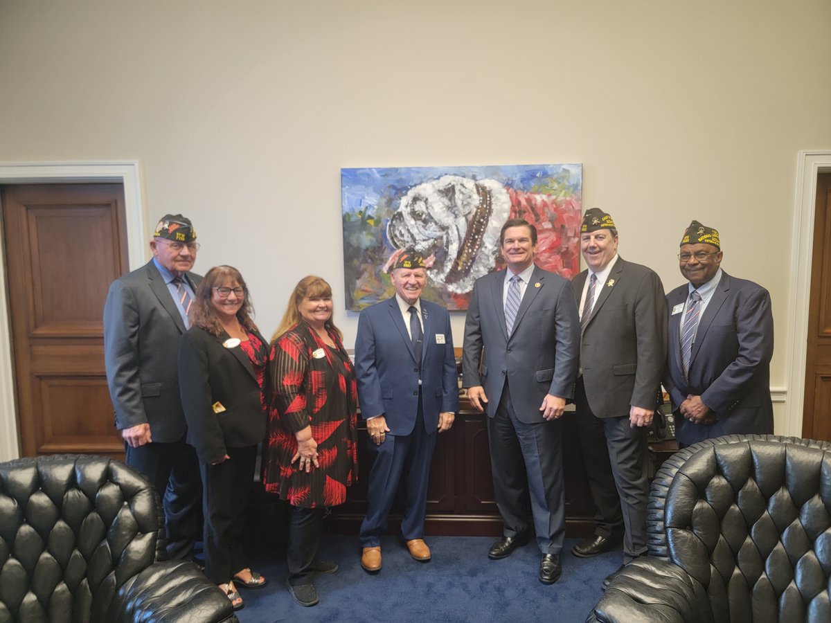 VFW_OfficeDC's tweet image. Leading the way

VFW Nat'l Cdr Al Lipphardt and VFW Aux. Nat'l Pres. Brenda Bryant met with Rep. Austin Scott of Georgia's 8th district to deliver the VFW's Priority Goals during the organization's Fall Legislative Conference in D.C.  #advocacy #FORVETERANS #StillServing