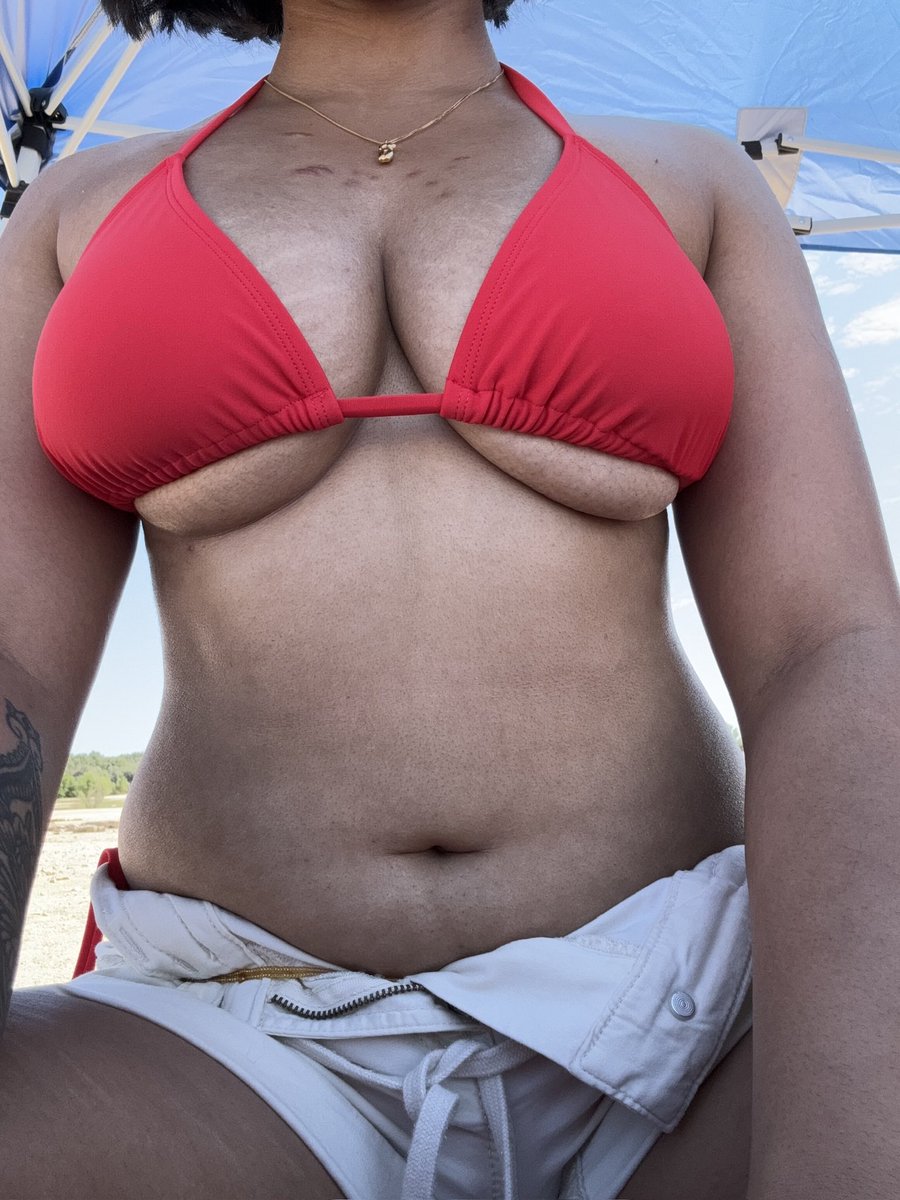 ashmoonbby's tweet photo. First 5 subs 1 month free💋💋💋 https://t.co/6RSM4DAEPi https://t.co/jadO7e6o54
