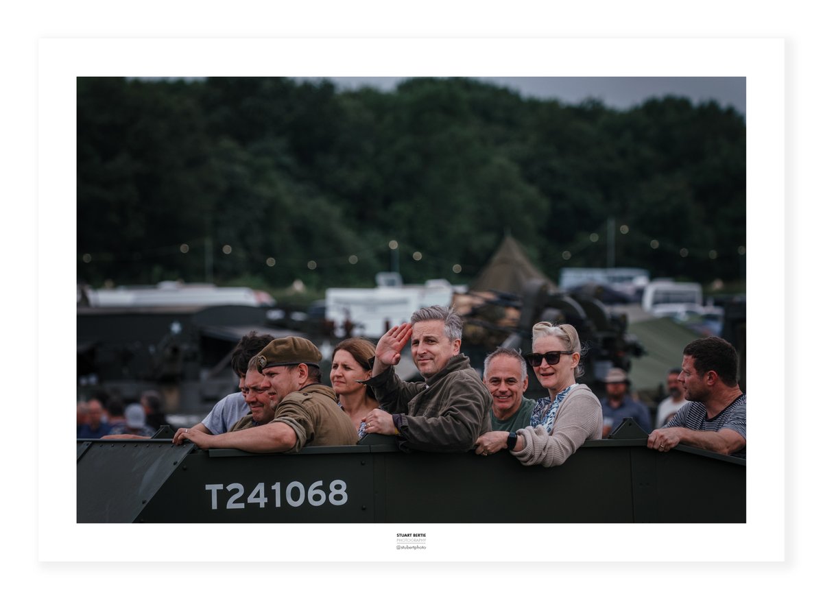 Stuart Bertie Photography (@stubertphoto) on Twitter photo For King & Country!
<a href="/benwillbond/">benji 🪲</a> sporting a perfectly formed Captainesque salute whilst enduring <a href="/James1940/">James Holland</a> Loyd Carrier driving <a href="/WeHaveWaysPod/">WW2 Pod: We Have Ways of Making You Talk</a> Fest '24. For King & Country!
<a href="/benwillbond/">benji 🪲</a> sporting a perfectly formed Captainesque salute whilst enduring <a href="/James1940/">James Holland</a> Loyd Carrier driving <a href="/WeHaveWaysPod/">WW2 Pod: We Have Ways of Making You Talk</a> Fest '24.