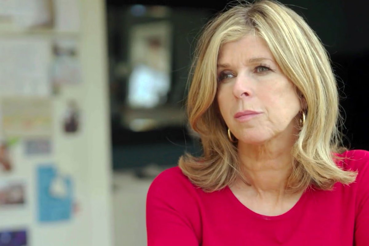 ScreenNowHub's tweet photo. National Television Awards: The winner of the Authored Documentary Award goes to...

Kate Garraway

#NTAs #Awards #ITV #KateGarraway https://t.co/xZpw6PGAFQ