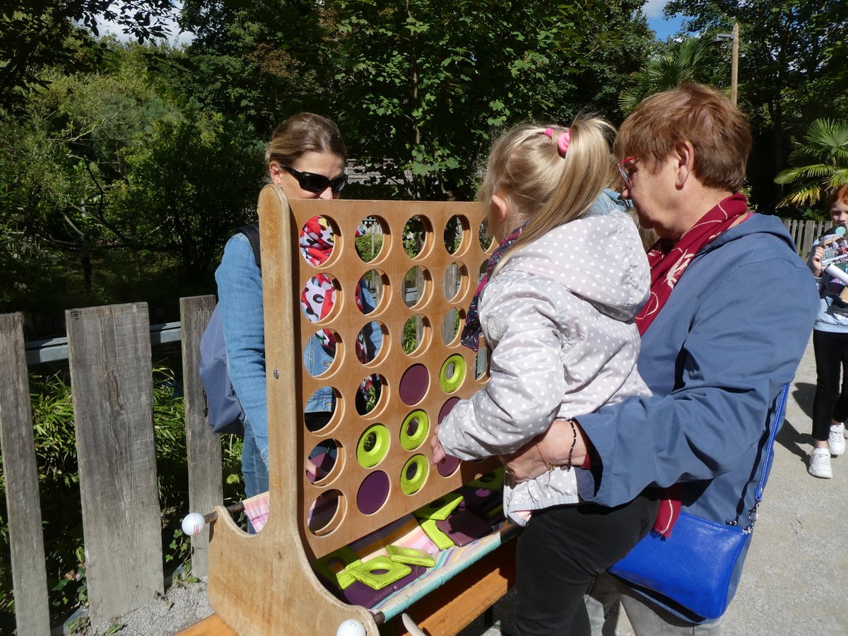 martin derieker tweet media