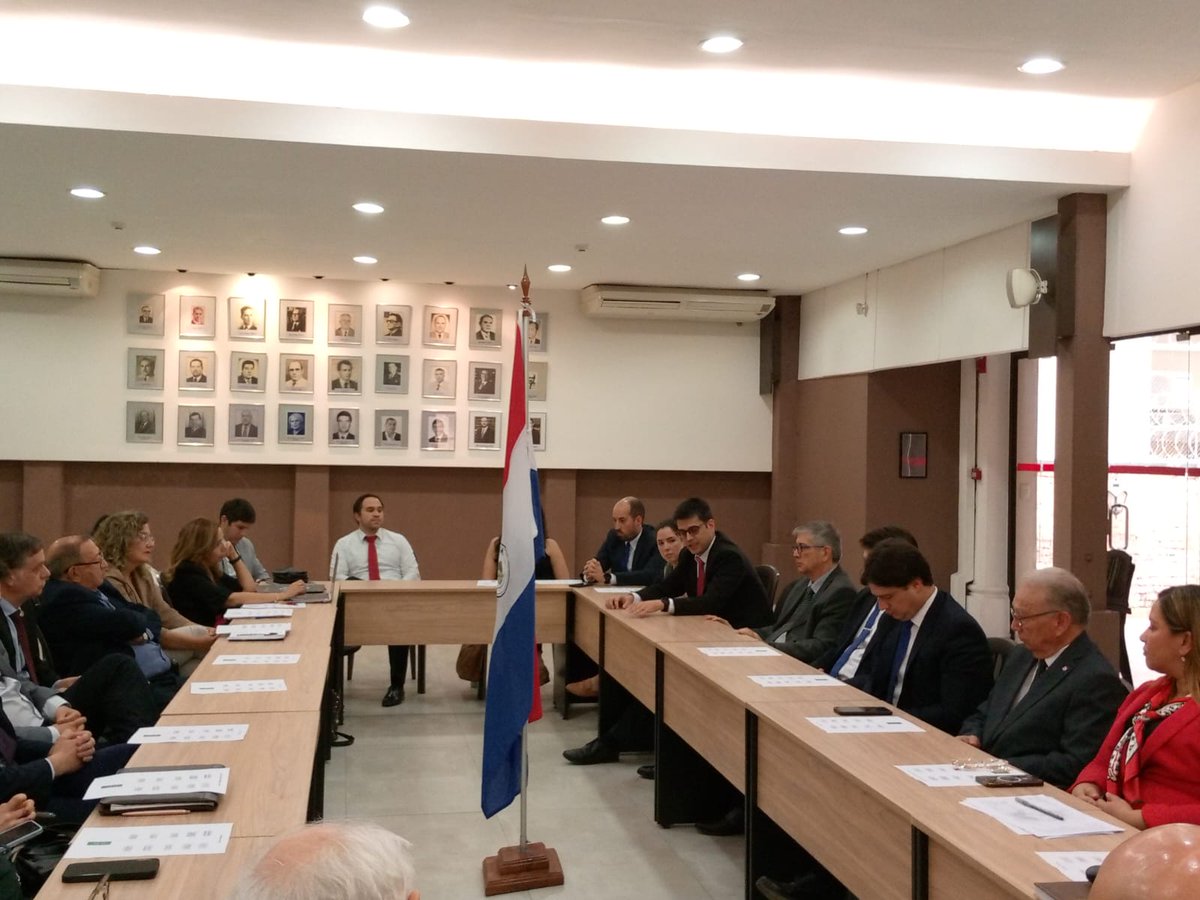 aalparaguay's tweet image. ✅ Reunión con Estudios Jurídicos Laborales 
 
En el @CAP_py tuvo lugar una reunión cumbre con diferentes profesionales especializados en derecho del trabajo y la seguridad social a fin de instalar mesas de trabajo sobre distintos temas y plantear propuestas a los 3 poderes.