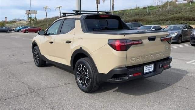 LockyIce's tweet image. Same day shipping
2022 Hyundai Santa Cruz
Clean title 
Asking $12500
Down payment deposit $700
Monthly payments $500