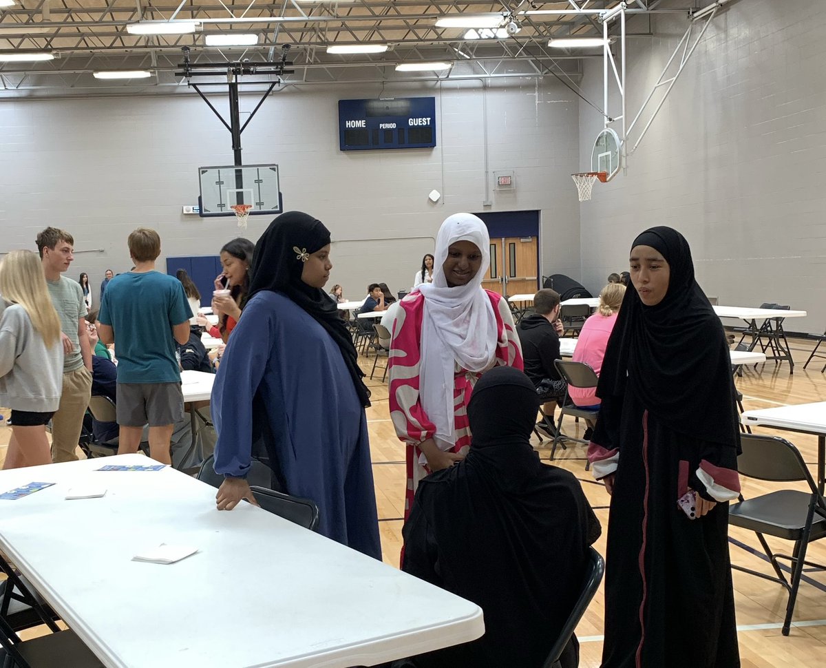 Oak Park High School tweet media