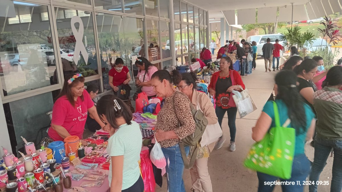 ApacfaP's tweet photo. Con mucho éxito se realizó en la fecha una edición más de la feria de las Asociadas de APACFA.
#JuntosPodemosMás 
🇵🇾🇵🇾🇵🇾🇵🇾🇵🇾🇵🇾🇵🇾🇵🇾🇵🇾🇵🇾 https://t.co/PoO1BdcGw8