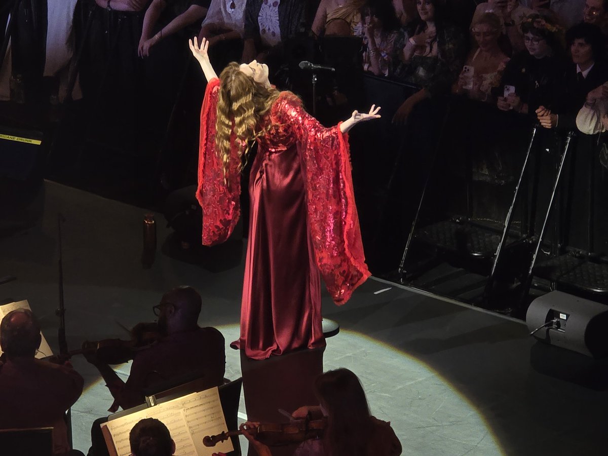 The Florence + the Machine Fan Club tweet media