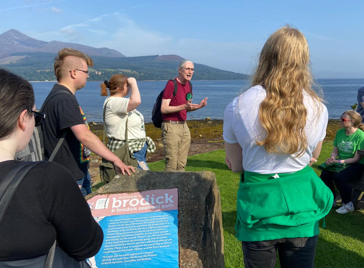 elliebgomersall's tweet photo. Wishing @Neil4Arran and the entire @AyrshireGreens all the best for tomorrow's by-election on Arran.

Neil would make a phenomenal councillor for the island - and he's in with a real shot of being elected. If you live on Arran, don't forget to #VoteScottishGreen #1 tomorrow! https://t.co/PylZXohJFu