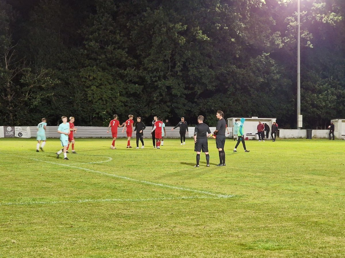 ThoseWhiteLines (@thosewhitelines) on Twitter photo <a href="/SotonDivFA/">Southampton Div FA</a> <a href="/FollandSportsFC/">Folland Sports F.C.</a> <a href="/BW_Dynamos/">Bishops Waltham FC</a> <a href="/WessexLeague/">Velocity Wessex League</a> <a href="/HantsLeague/">uhlsport Hampshire Premier League</a> Ft
<a href="/FollandSportsFC/">Folland Sports F.C.</a> 2-3 <a href="/BW_Dynamos/">Bishops Waltham FC</a>
Second half saw both teams going for it, Waltham 2 down go on to win 3-2 . For Follands it was a game of missed chances, Waltham dug in & took there chances. Waltham keeper MOTM kept them in the game with some important saves. <a href="/SotonDivFA/">Southampton Div FA</a> <a href="/FollandSportsFC/">Folland Sports F.C.</a> <a href="/BW_Dynamos/">Bishops Waltham FC</a> <a href="/WessexLeague/">Velocity Wessex League</a> <a href="/HantsLeague/">uhlsport Hampshire Premier League</a> Ft
<a href="/FollandSportsFC/">Folland Sports F.C.</a> 2-3 <a href="/BW_Dynamos/">Bishops Waltham FC</a>
Second half saw both teams going for it, Waltham 2 down go on to win 3-2 . For Follands it was a game of missed chances, Waltham dug in & took there chances. Waltham keeper MOTM kept them in the game with some important saves.