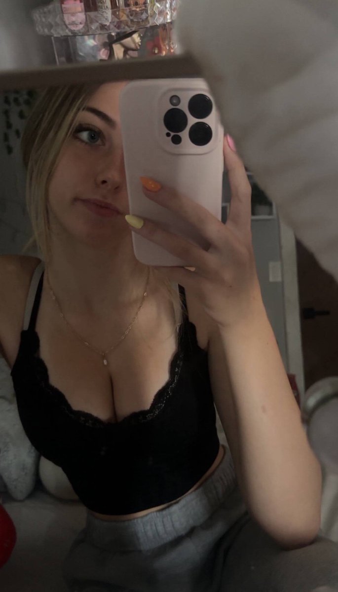 yourgalval12's tweet photo. sorry boys, but this lil slut is now property of @Tara_Babes_ https://t.co/PShEmI9O1P