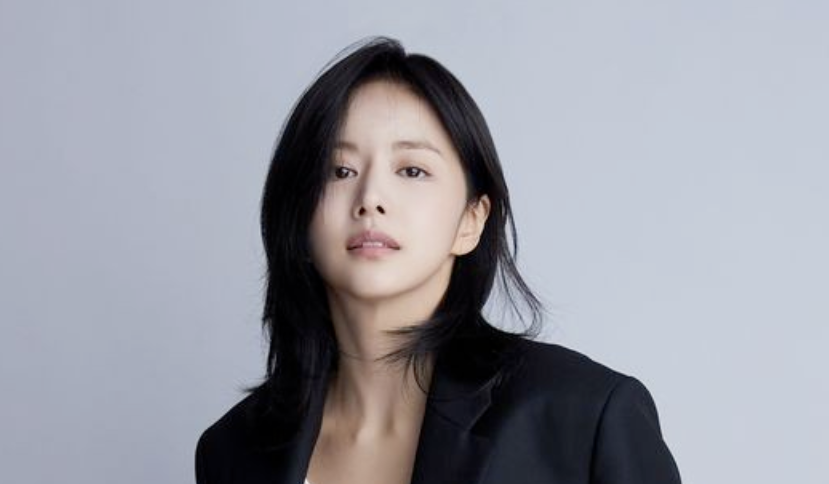 GimbapBlog2's tweet photo. 31. #HanBoReum
32. #ParkSangWon 
33. #HanChaeYoung
34. #KimSoHyun
35. #LeeJongWon
36. #YoonJiOn 
37. #JungMoonSung 
38. #LeeJungHa 
39. #LeeIlHwa
40. #YoonJiOn 
[...] https://t.co/6CArvok1lW
