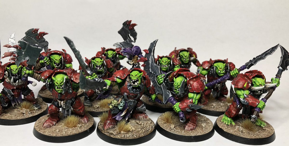 MathDanielsen's tweet photo. A blob of Brutes done! #WarhammerCommunity #PaintingWarhammer #Ironjawz https://t.co/mhcABgYB5u