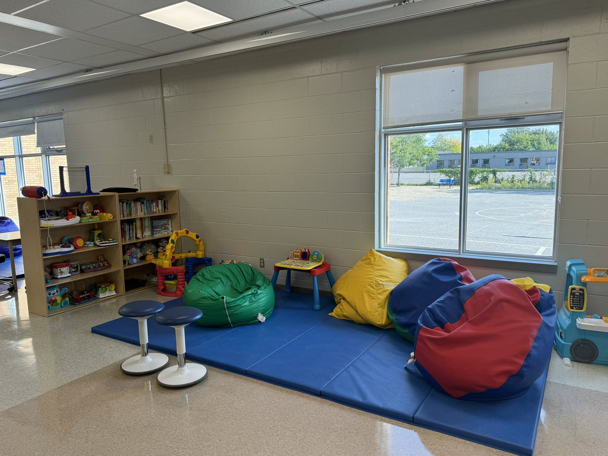 Ms Katie (StBernardDE) tweet media