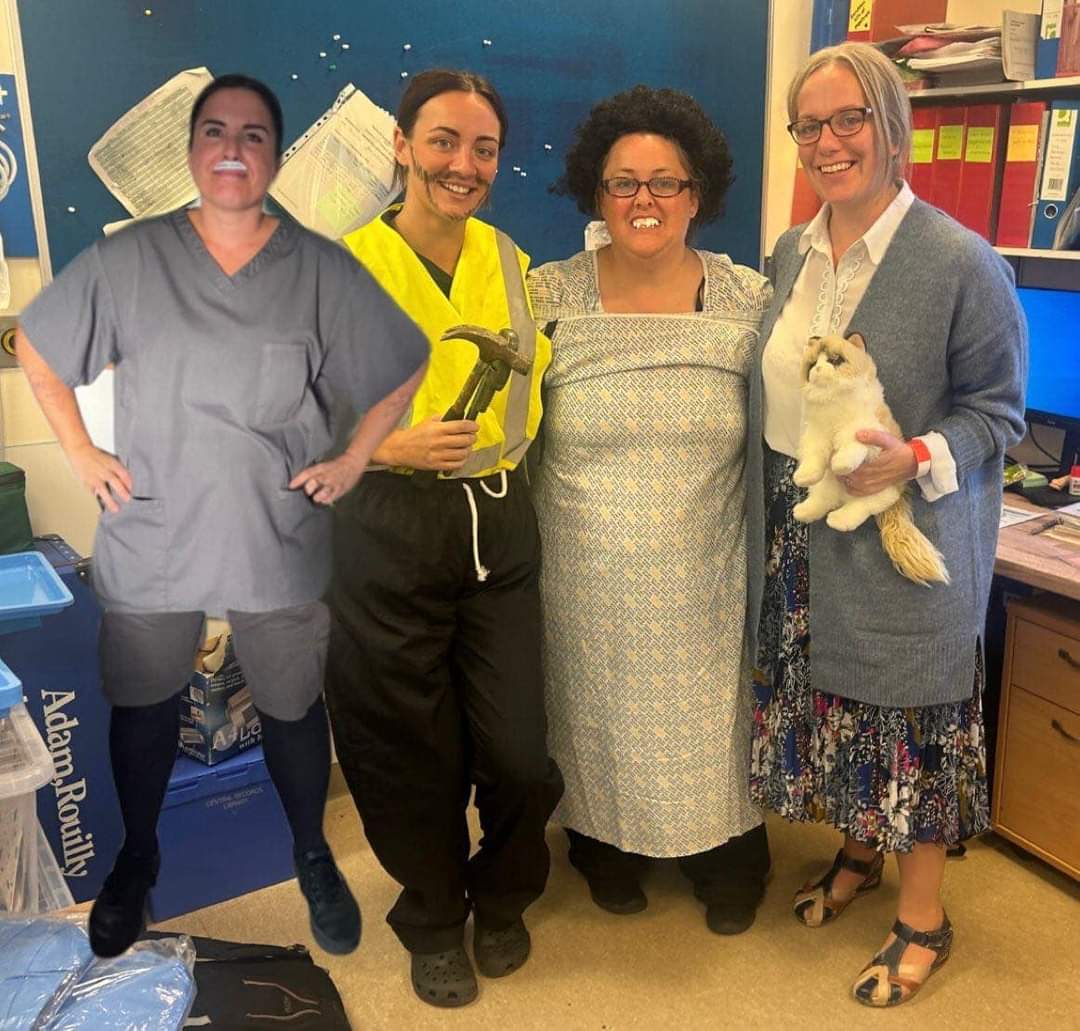 Urgent Emergency Care UHP (@uhp_uec) on Twitter photo Day 3 of AMU induction programme for new nurses. All had to complete our admission paperwork. Any curve balls we gave they just smashed it with kindness & compassion, keeping their patient safe throughout. 🌟 #teamamu <a href="/UHP_NHS/">University Hospitals Plymouth NHS Trust</a> Day 3 of AMU induction programme for new nurses. All had to complete our admission paperwork. Any curve balls we gave they just smashed it with kindness & compassion, keeping their patient safe throughout. 🌟 #teamamu <a href="/UHP_NHS/">University Hospitals Plymouth NHS Trust</a>