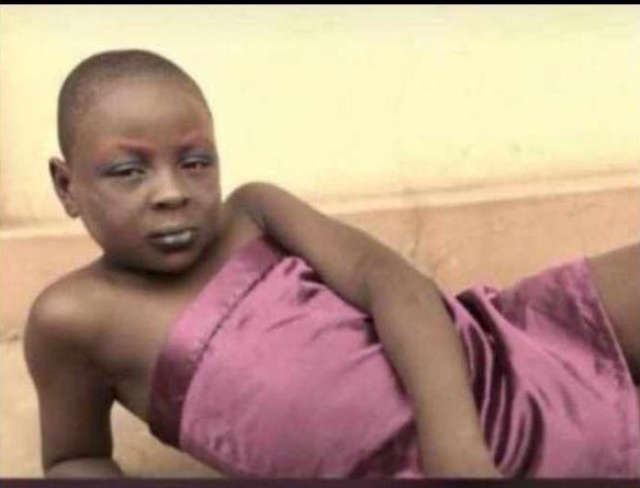 You can't keep telling us how you're sweet yet U still have an android phone 😏😏😏