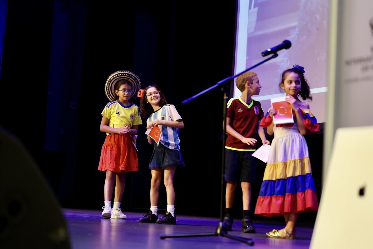 BISHouston's tweet image. Diving into the rich culture and vibrant traditions to celebrate #HispanicHeritageMonth! #hispanicheritagemonth #BISHouston #createyourfuture #primaryassembly