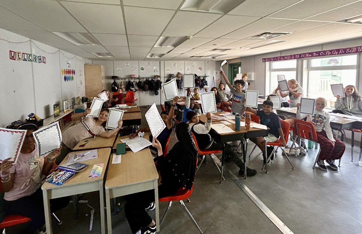 Ms. Ernst tweet media