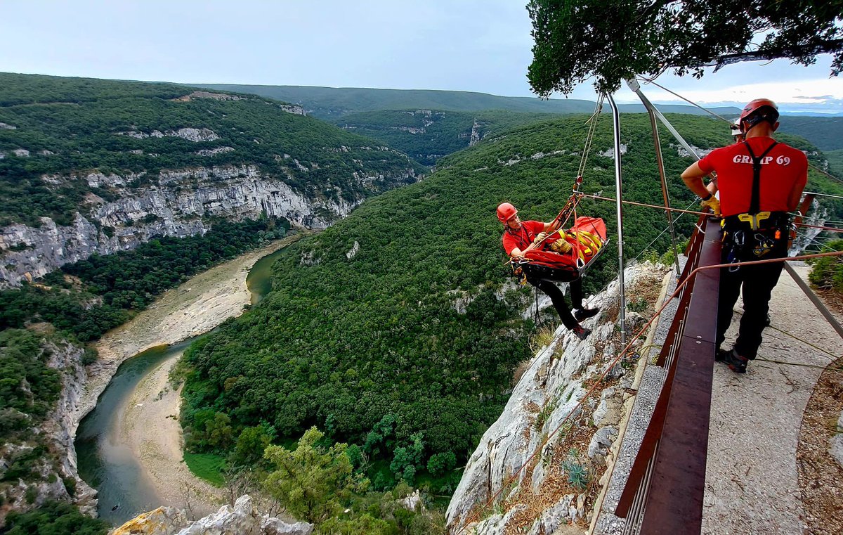 Cette semaine nous accueillons en terre ardéchoise le 1er groupe du GRIMP-69 en recyclage SMPM. De belles MSP réalisées. 
👏👏👏<a href="/SDMIS69/">SDMIS</a>
