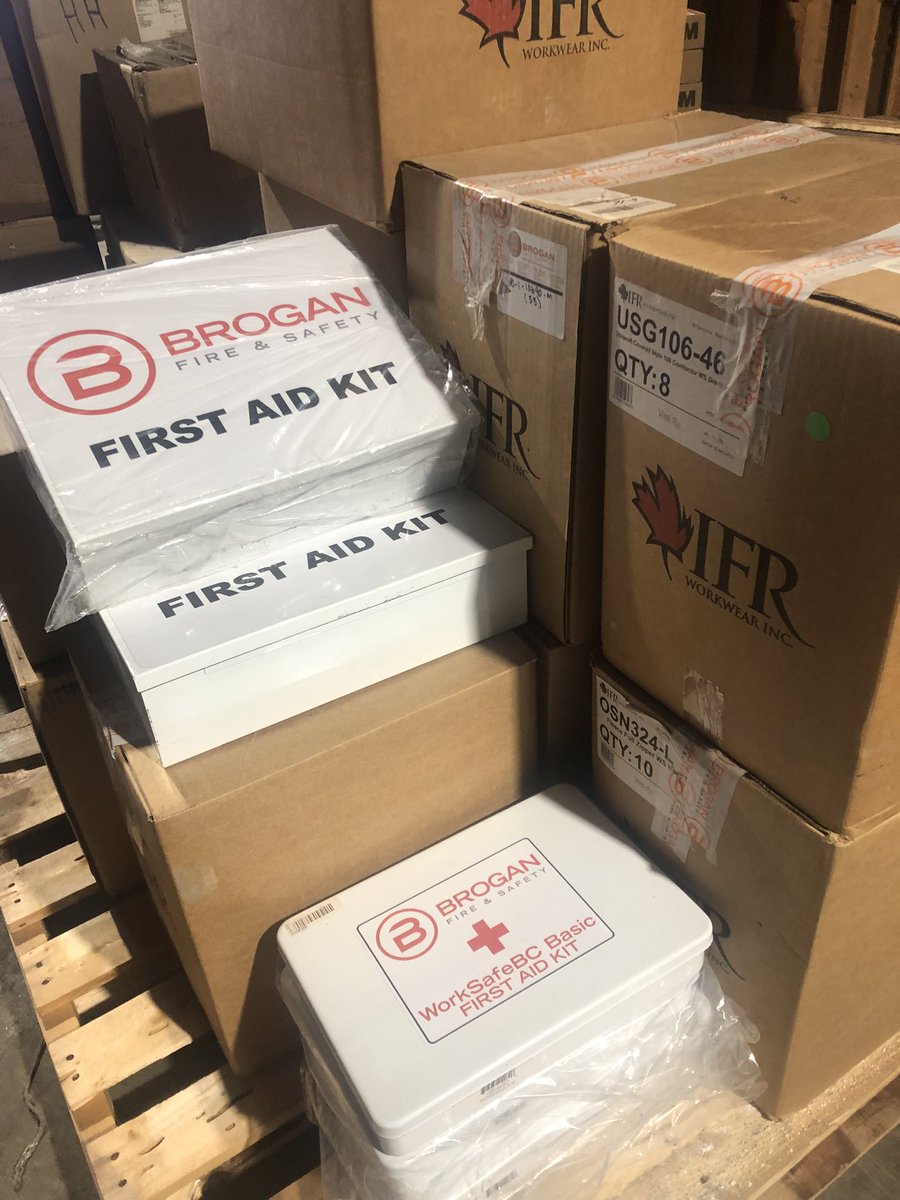 defendukraini's tweet photo. 9/10/2024 Steveston 🇨🇦 
near Vancouver
🇨🇦 ❤️ 🇺🇦 
Great horse trailer load:
2 pallets fire &amp; field gear
for Ukraine 
Fort St John >Vancouver
= 1300km

Nomex fire clothing
Field respirators
First aid kits
3M N-95 masks
&amp; more 

Big thanks:
Brogan Safety
AAA Safety

#ProjectValkyrie https://t.co/hbgc0dZnwY